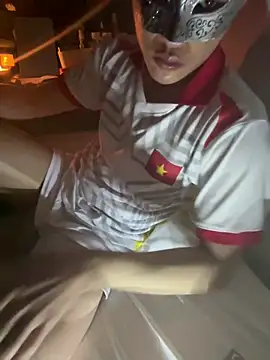 boyhigh1997 live sex cam