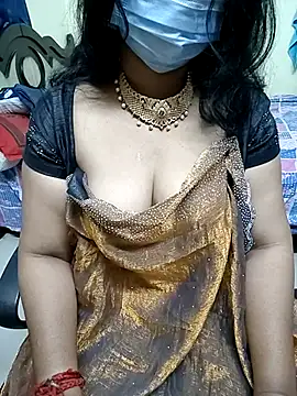 Webcam Model (tamilmaha12) is live