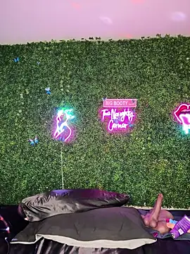 renathickass (F milf) - BLASIAN BADDIE PVT/EXC SLUT ME OUT