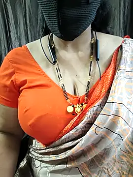 Webcam Model (bhuvana_555)  is live.Free join now!