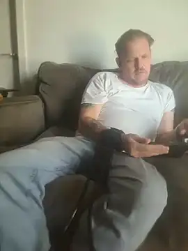 yourMasterisBored webcam