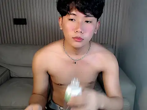 dangerzone0122 (M twink) - hi