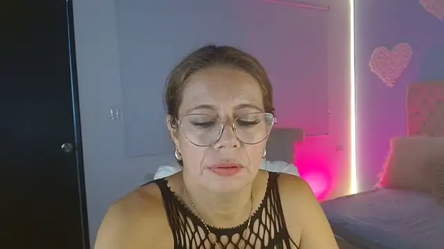 channelsmith_55 - Channelsmith_55's free webcam - UK Sex Cams