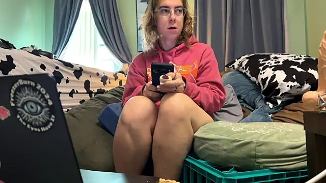 MirandaFlowers live sex cam