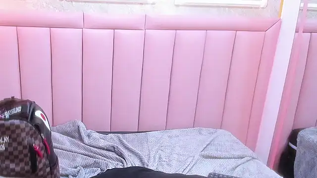 Dolcemoretti webcam stripchat model stream image