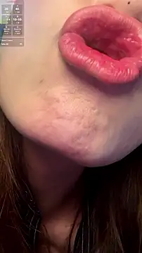 美女Cici250808在线直播