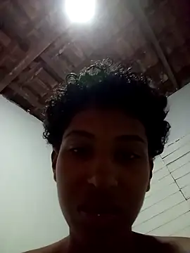 MoanaSantinha webcam stripchat model stream image