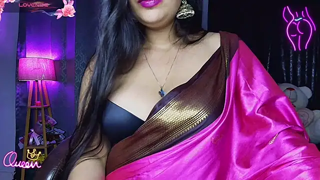 missnasha69x (F young) - Oil my boobs 🍒