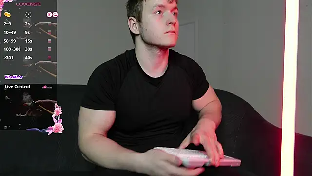 richard_dullas (M twink) - LOVE FOR STUD