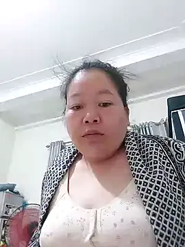 donaaa2 - Donaaa2's free webcam - UK Sex Cams