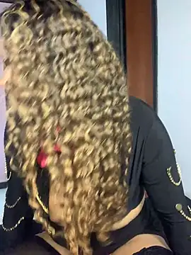 tianarios_pink - TianaRios_Pink's free webcam - UK Sex Cams