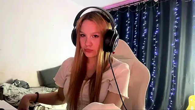 axin_burnell - Axin_burnell's free webcam - UK Sex Cams