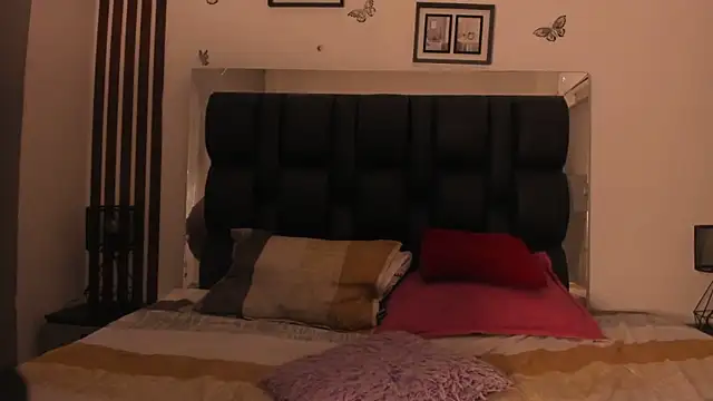 dalhia_and_hades live sex cam