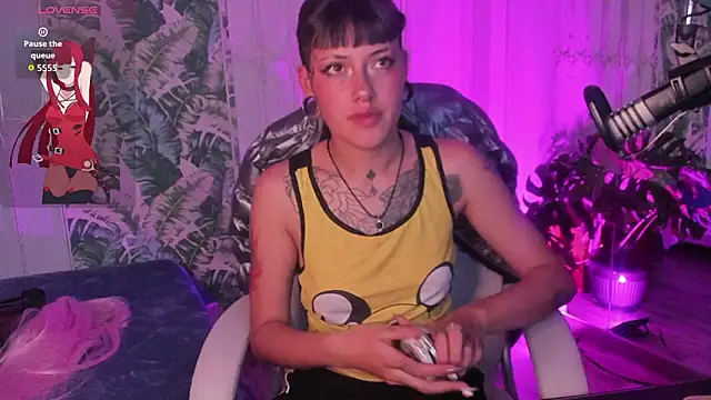 _sharlotte777 webcam