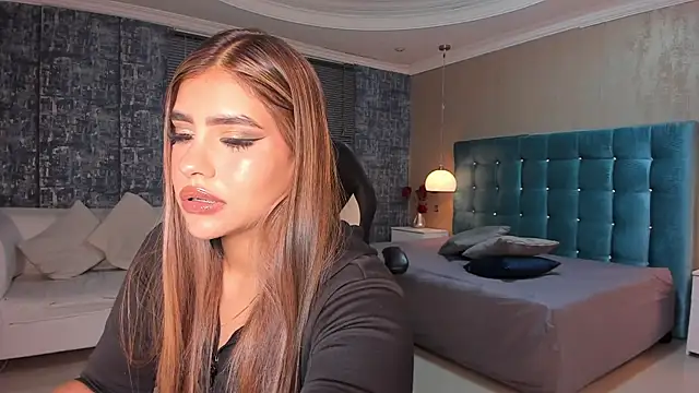 MelanieRioss preview