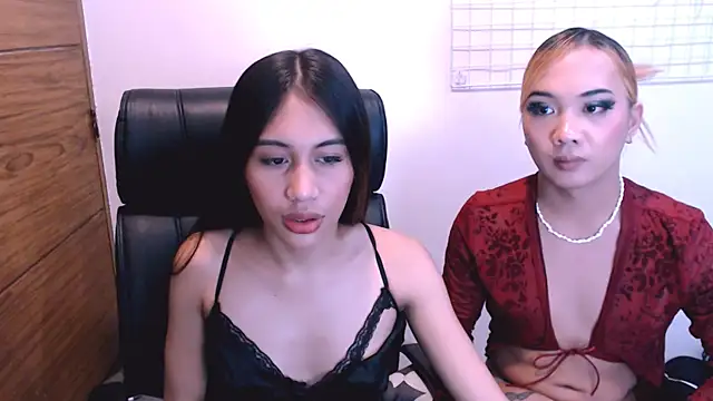 bigmeatcock_luna - Bigmeatcock_luna's free webcam - UK Sex Cams