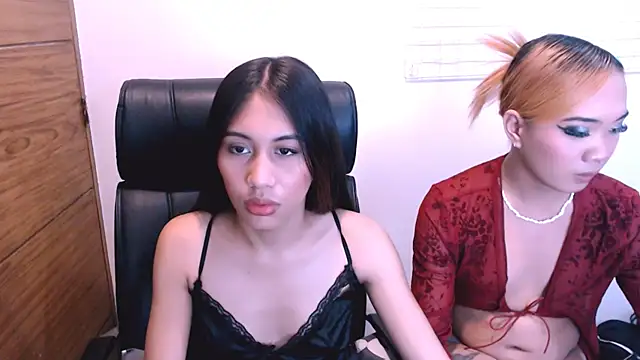 bigmeatcock_luna - Bigmeatcock_luna's free webcam - UK Sex Cams