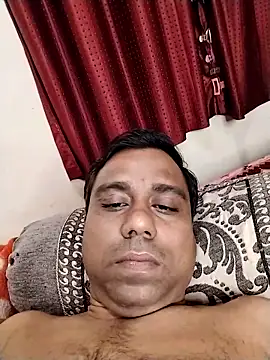 indianpornstarravee (Ask my age) - I want Own my little home