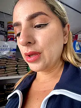 sammyqueenx21 webcam