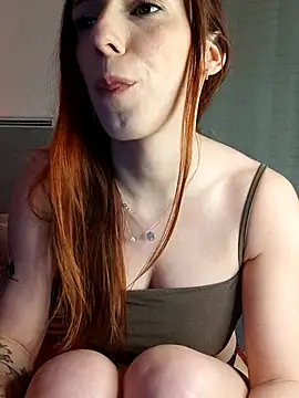 Webcam Model (clara-francaise) is live