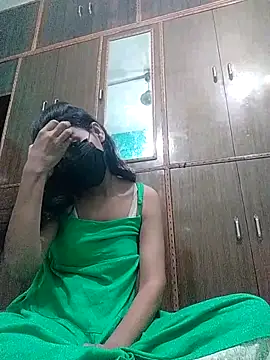 hot_mahi678 (F young) - Bra open