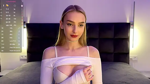 GoldieHarrington webcam