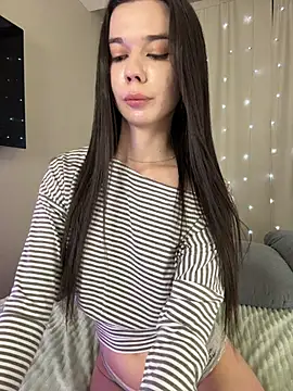 vika_gray - Vika_Gray's free webcam - UK Sex Cams