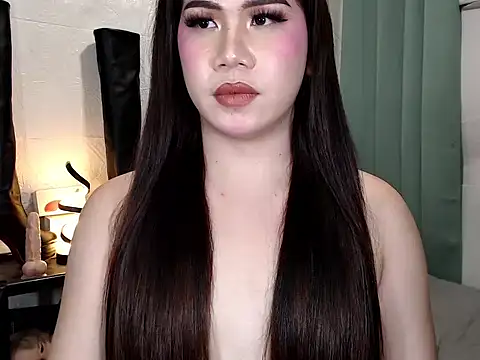 elise_bloom69 webcam