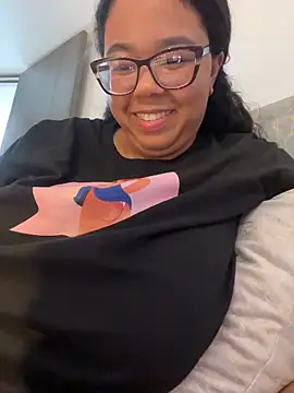 Webcam Model (XMara) is live