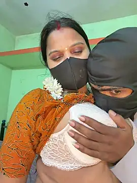 Bangalore_Chennai_Couple's live cam