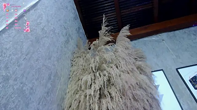 Lena_helleen live sex cam