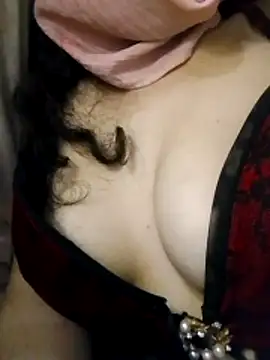 almas-arabic (F young) - 🤤رقص عريانة 💃strip dance 😍