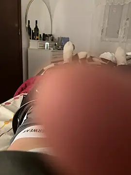 oliveira002 live sex cam