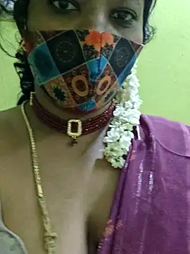 Webcam Model (Tamil_Mithra) is live