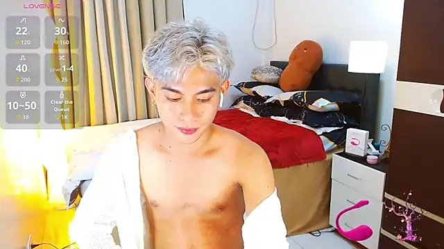 WildestTwink live sex cam