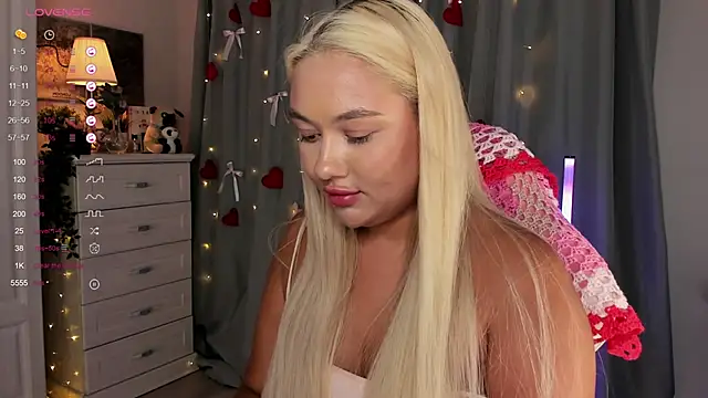 _Loneve__ live sex cam