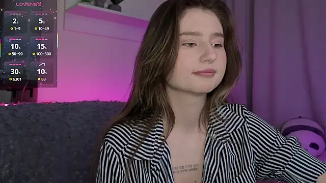 _lua__ - _Lua__'s free webcam - UK Sex Cams