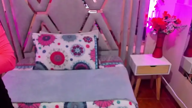 kiara_norris - Kiara_norris's free webcam - UK Sex Cams