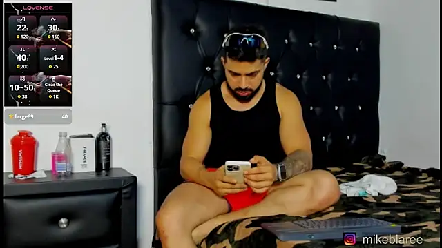 mikeblaree live sex cam