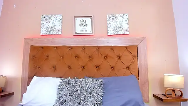 cristalloren - CristalLoren's free webcam - UK Sex Cams