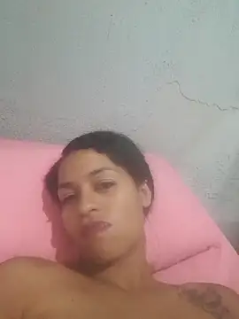 Beatriz2211 live sex cam