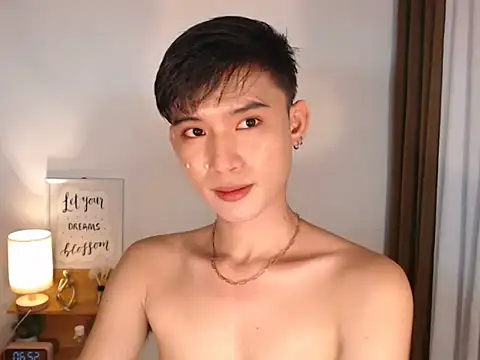 asian_dai (M young) - JUST WANT MY DAY HAPPY AND FUN.