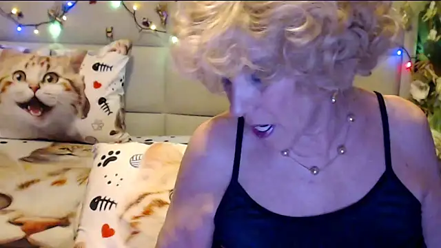 happywomanon - HappyWomanOn's free webcam - UK Sex Cams