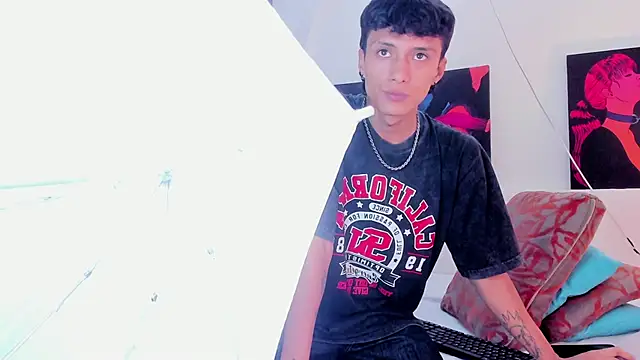 lean_portman - Lean_Portman's free webcam - UK Sex Cams