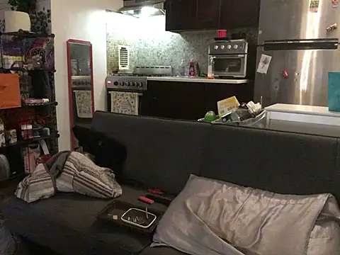 littyleesh1 - Littyleesh1's free webcam - UK Sex Cams