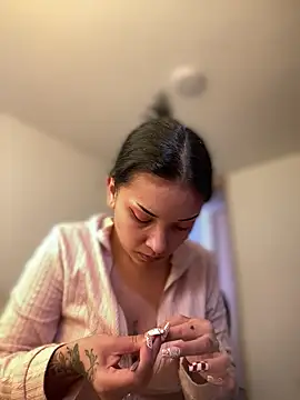 baby_lizy - Baby_lizy's free webcam - UK Sex Cams