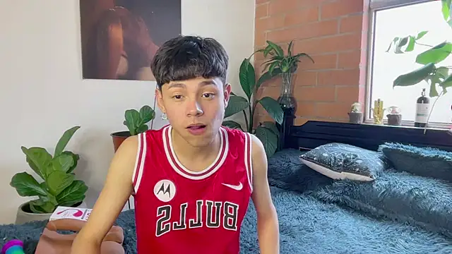 Andy_Belier23's live cam