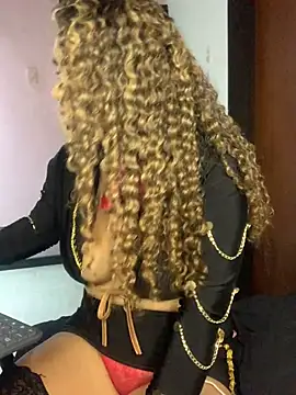 Webcam Model (TianaRios_Pink)  is live.Free join now!