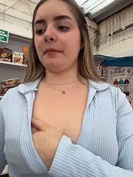 imlindapink's live cam