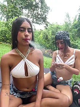 SAMY_AND_ARI live sex cam